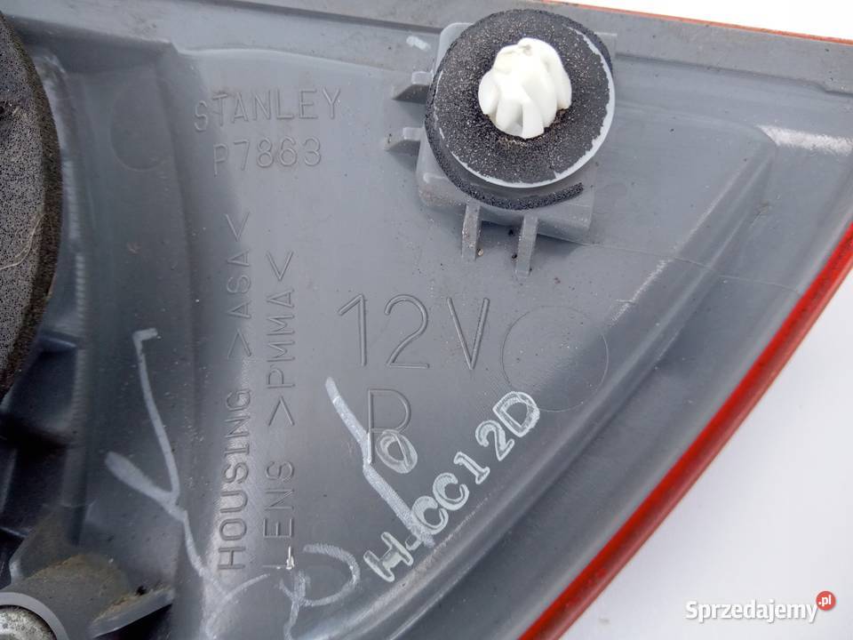 LAMPA W KLAPĘ PL MITSUBISHI PAJERO SPORT II