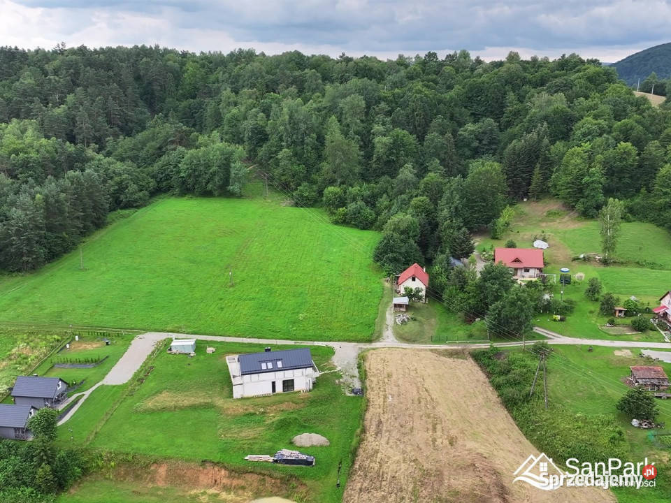 Grunt 5327m2 Solina asfalt podkarpackie