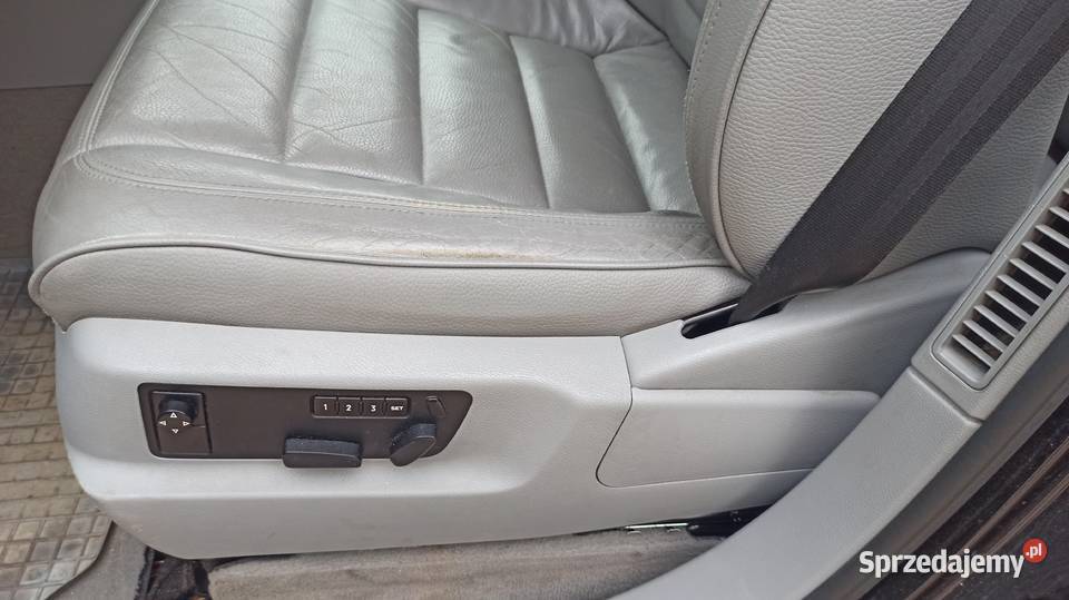 VW Touareg fotele skóra boczki komplettanio fotele, kanapy Szczecin