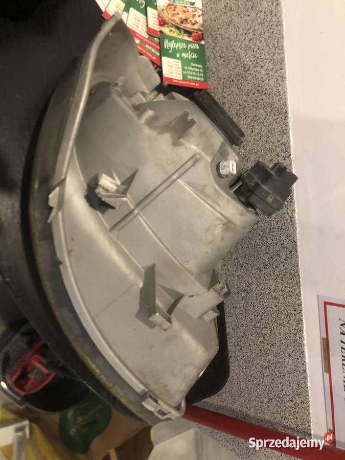 Lampy przód RENAULT TRAFIC 2003r Europa lampy przednie Oświetlenie zachodniopomorskie Darłowo