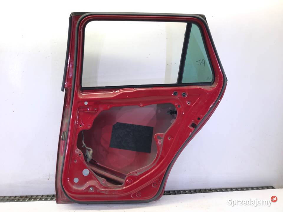 DRZWI PRAWY TYŁ VW GOLF VI Kombi 0914 osobowe sprzedam