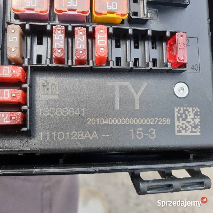 OPEL ASTRA J IV 17 CDTI SKRZYNKA BEZPIECZNIKOW Pozostałe kujawsko-pomorskie Łochowice