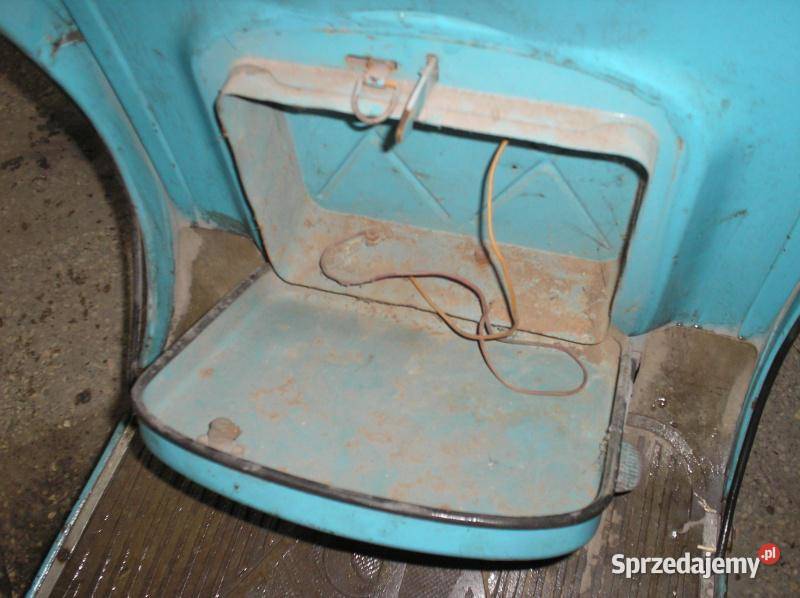 Retro skuter Peugeot 157 B Sedes Siedlce