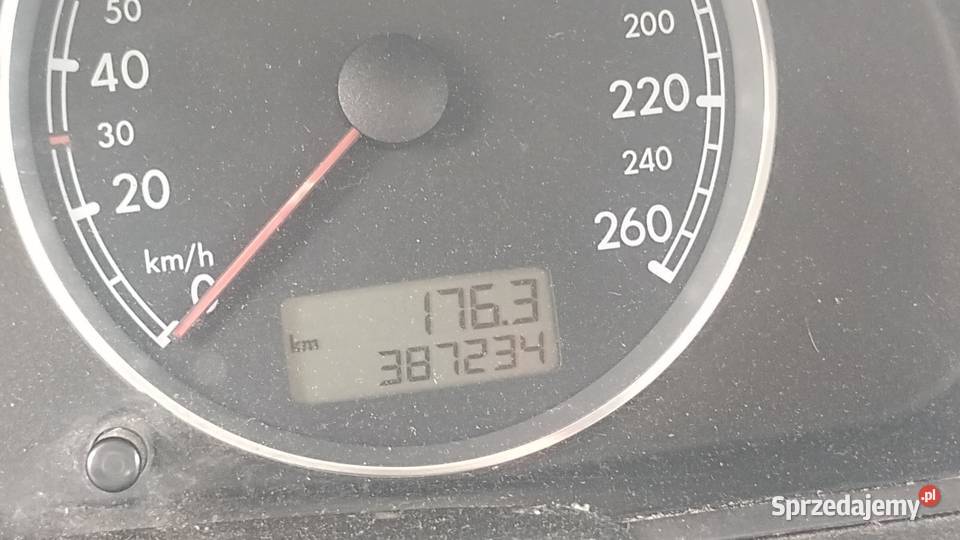 VW Passat 19 TDI 2003r relingi dachowe Kęty