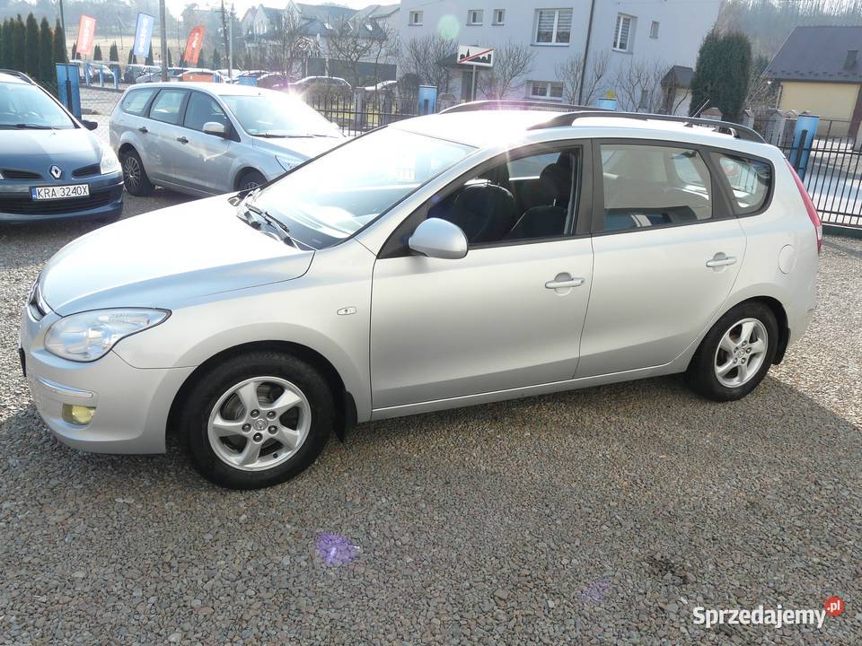 Hyundai I30 16benzyna wypożyczalnia wynajem Przebieczany