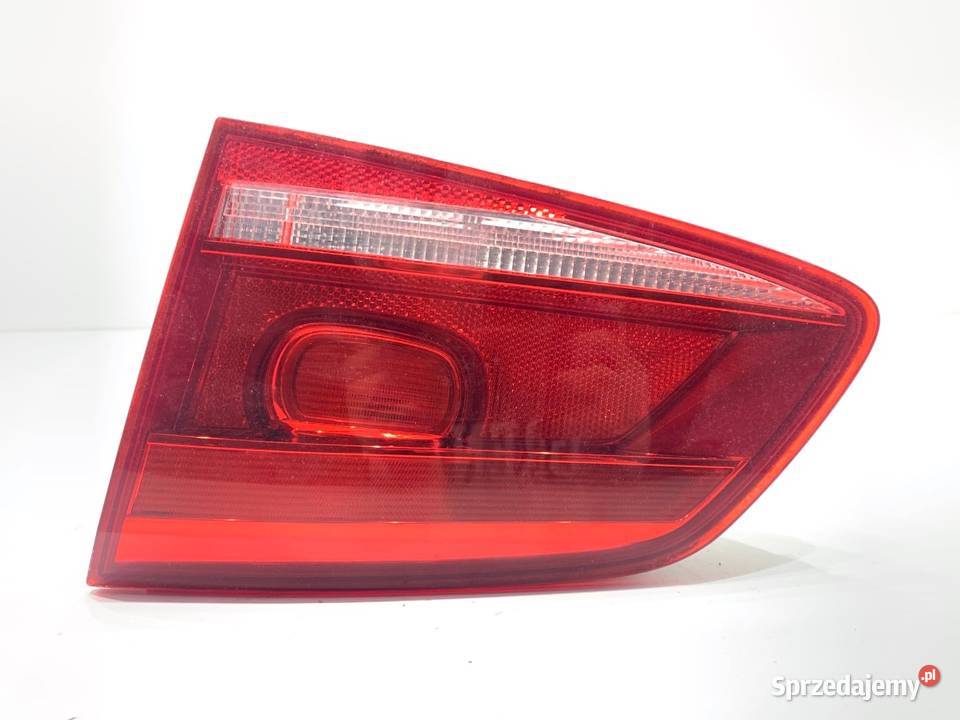 LAMPA TYŁ PRAWA WEWNĘTRZNA VW PASSAT B7 Lampy tylne