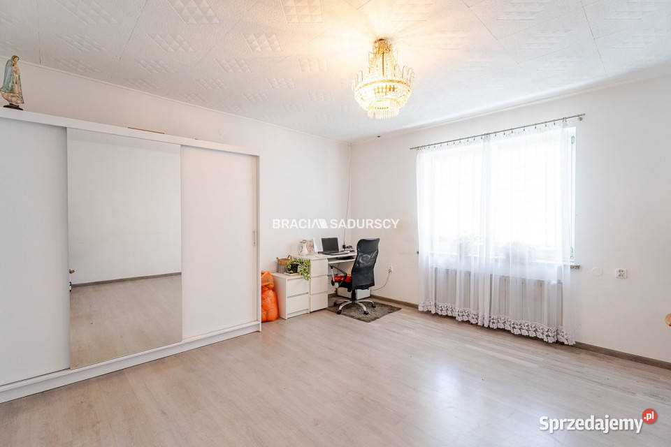 sprzedaży domu wolnostojącego 132m2 Rzozów Rok budowy 1966