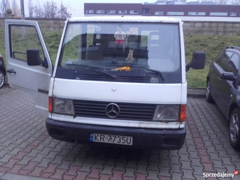 Sprzedam mercedesa mb 100 manualna Kraków