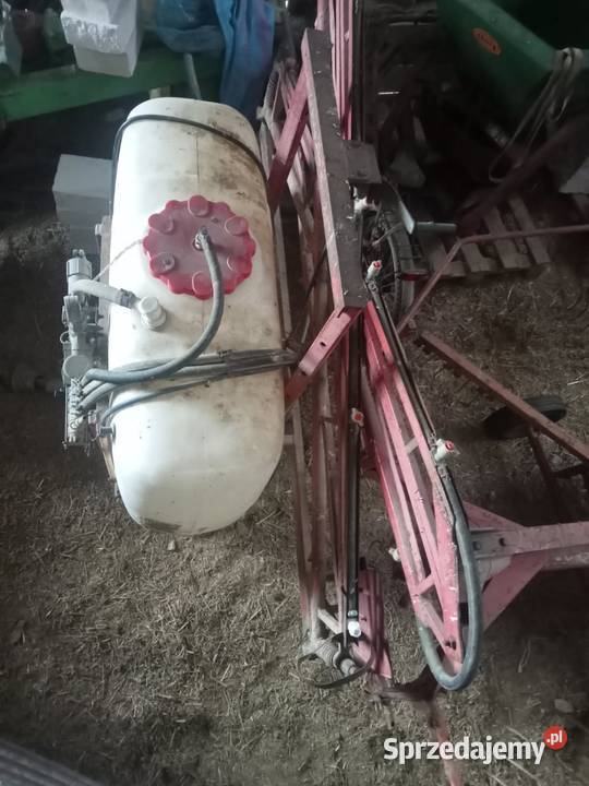 Sprzedam opryskiwacz Do opryskiwaczy Baćkowice