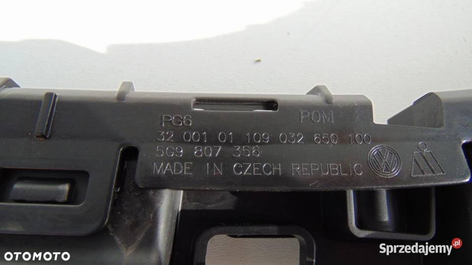 ŚLIZG ZDERZAKA LEWY TYŁ VW GOLF VII 5G9807355 wielkopolskie