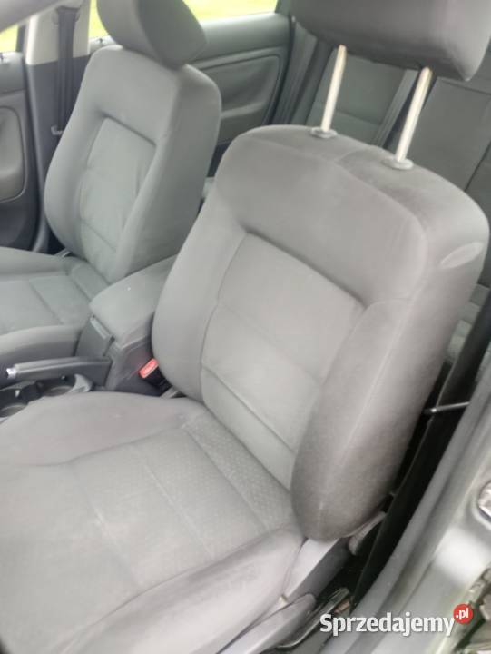 VW Passat Rok produkcji 2004 Passat Połom Duży