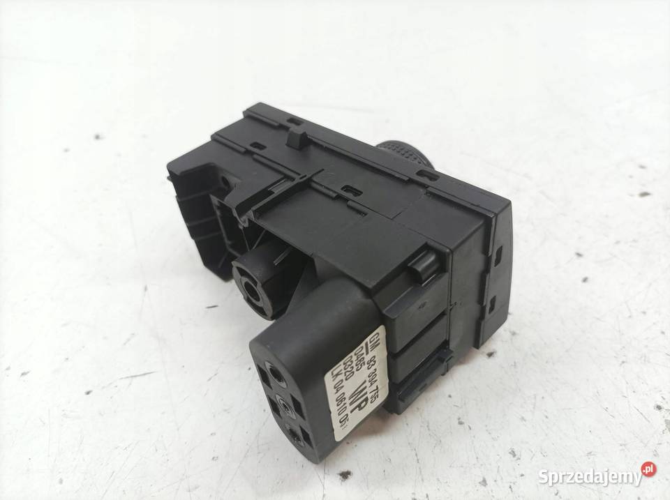 PRZEŁĄCZNIK ŚWIATEŁ ORG 93394755 Opel Meriva I świętokrzyskie