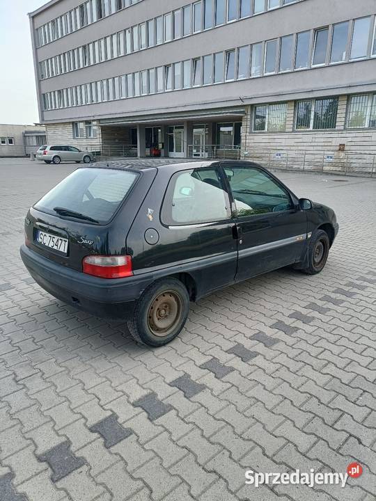 Citroen Saxo 11 benzyna wersja Bic czarnyNa benzyna Łódź
