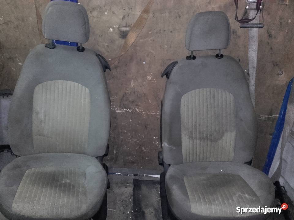 Fiat Grande Punto 3 drzwi fotele lewy prawy