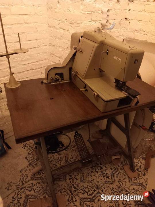 Profesjonalna Włoska Dziurkarka Odzieżowa NECCHI Warszawa