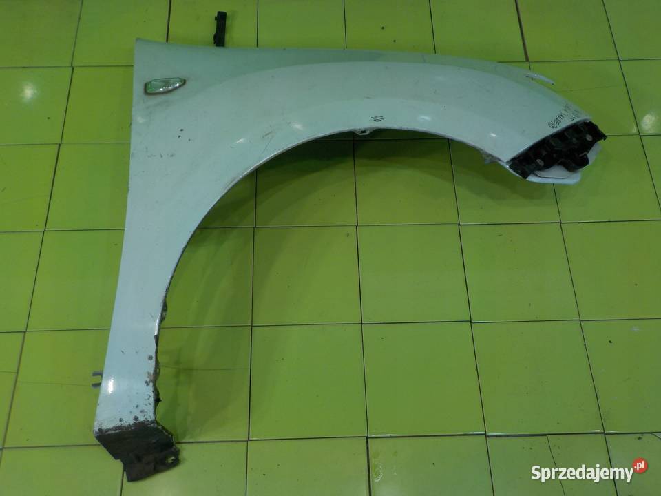 DACIA SANDERO II 12 B 14r 5D blotnik prawy przod osobowe Suków