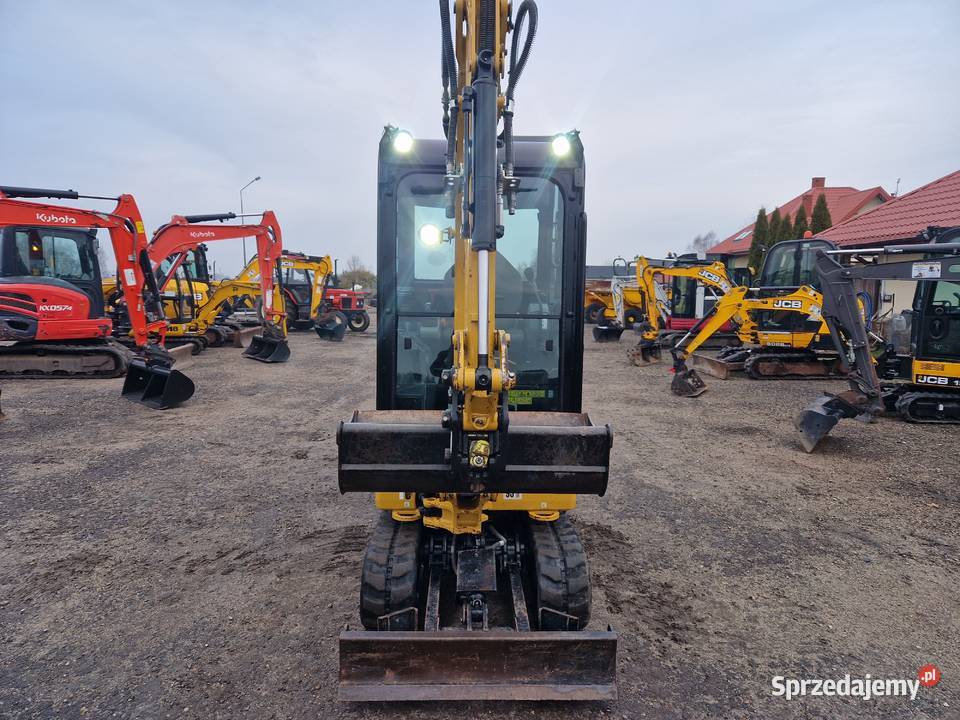 Minikoparka CAT 3018 2023r przebieg 500mtg Ryżki sprzedam