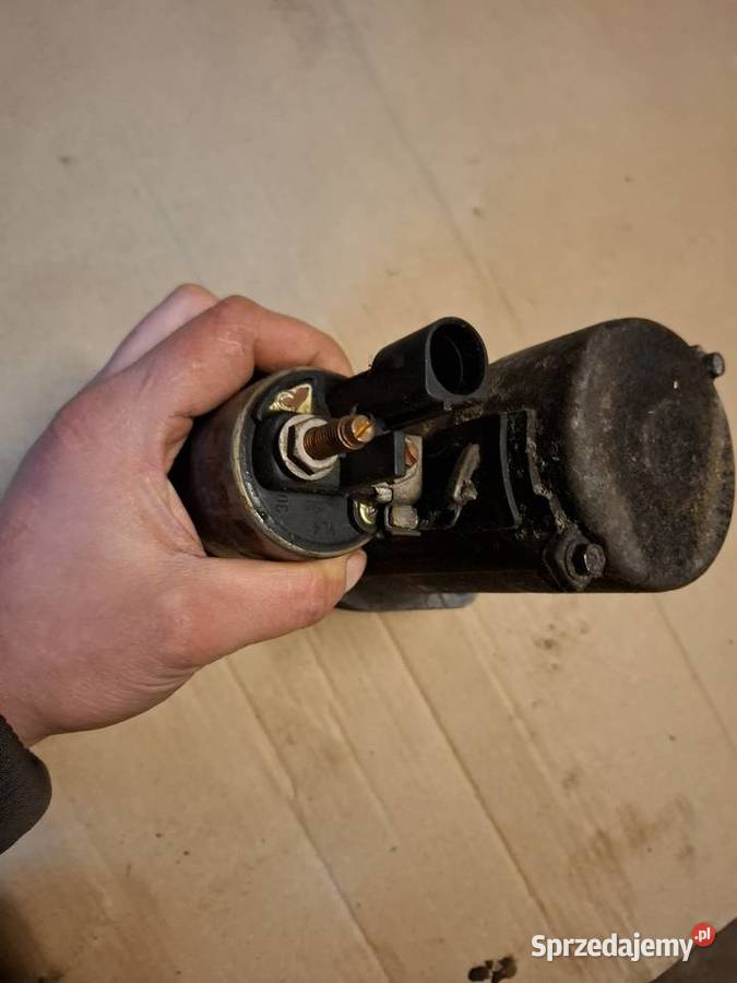 Rozrusznik 02M911023N A3 8P Octavia II Passat B6 Przyborów sprzedam