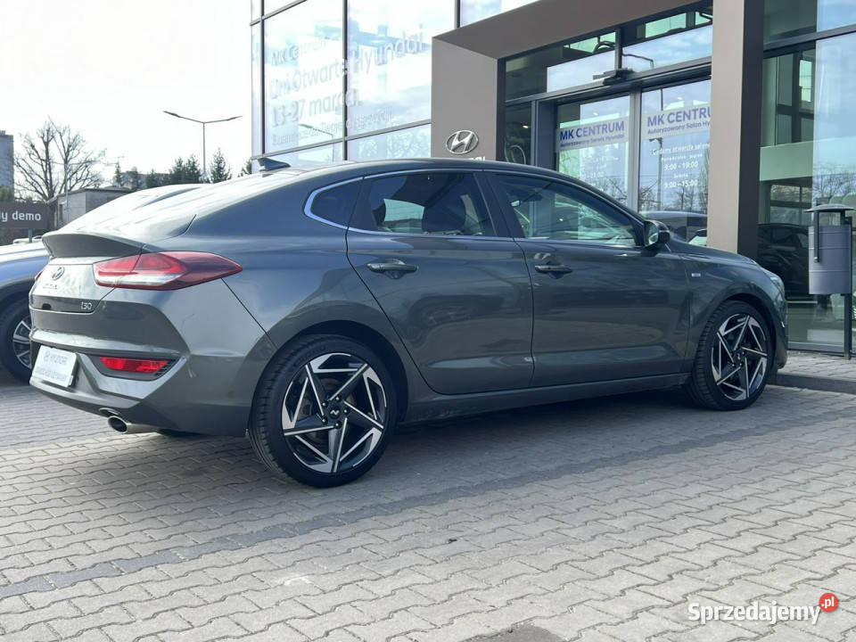 Hyundai i30 15 TGDI FASTBACK Smart 48V AT 1482cm3 Piotrków Trybunalski