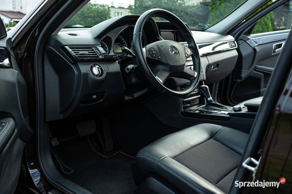 Mercedes Benz E200 w212 Salon Polska nieuszkodzony