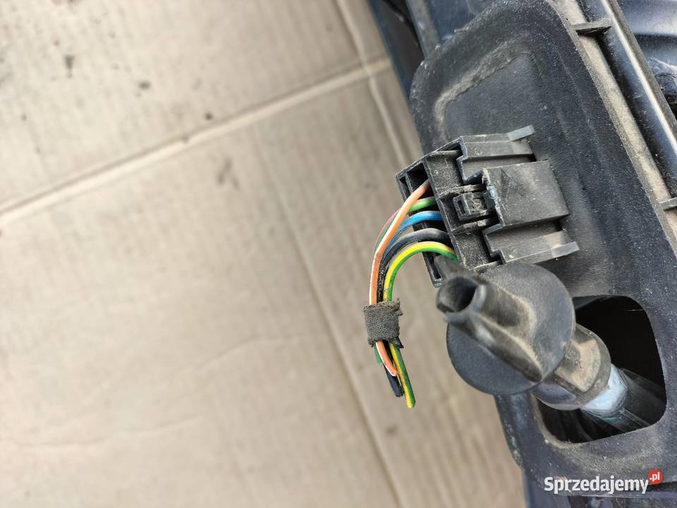 FORD FIESTA MK5 MK6 LAMPA TYŁ TYLNA LEWA Kamień-Kolonia