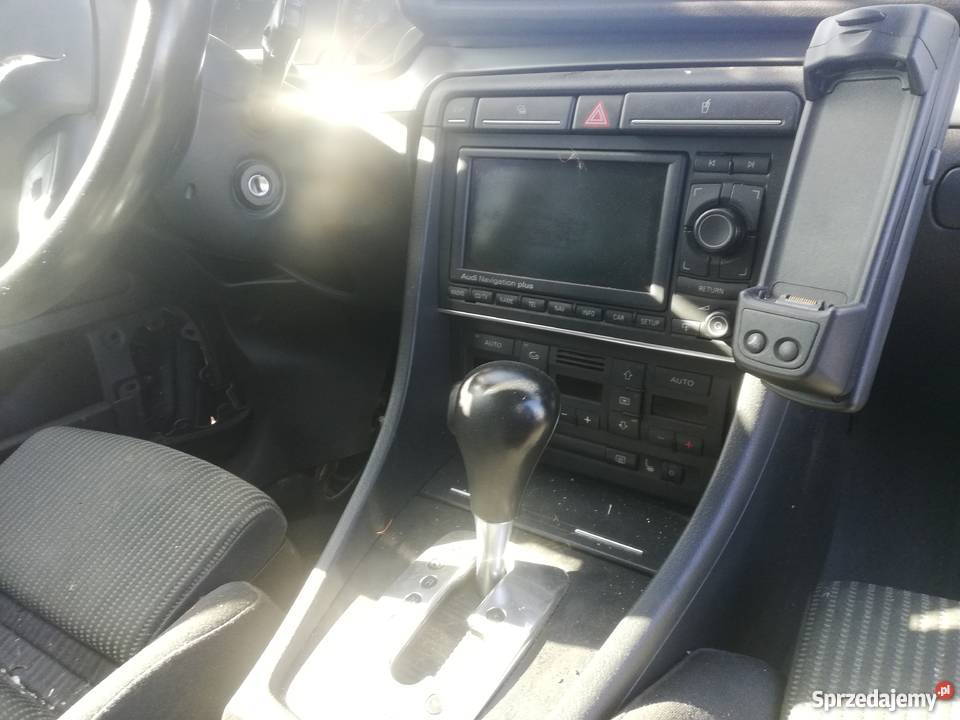 AUDI A4 B7 W CAŁOŚCI NA CZĘŚCI NIE ANGOL Karoseria sprzedam
