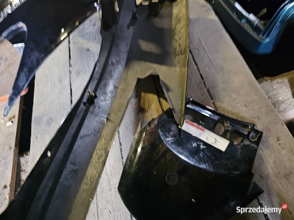 Suzuki Burgman 125 K7 plastik plastiki tylne