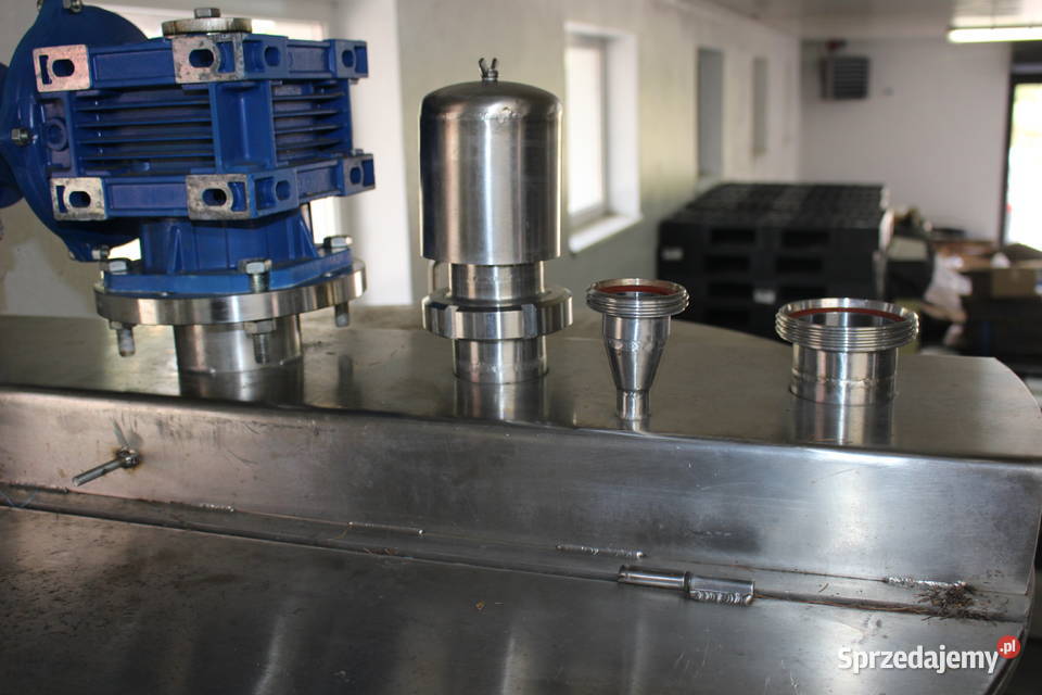 zbiornik 1500l nierdzewny z mieszadłem ze Krynica-Zdrój