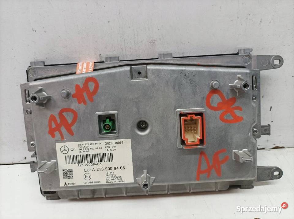 WYŚWIETLACZ A2139009406 MercedesBenz Eklasa V sprzedam