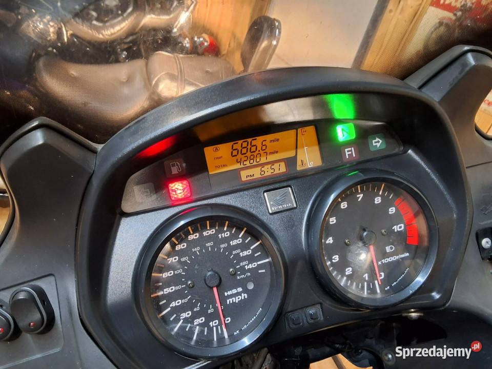 Honda Varadero VARADERO 1000 Hond xl1000 na benzyna Stare Miasto