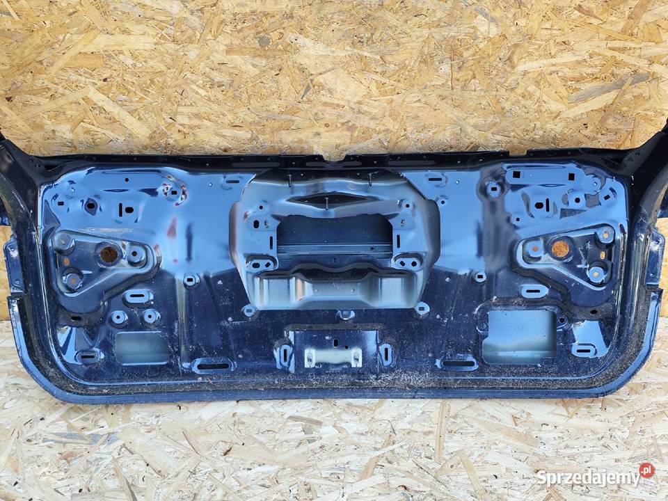 AUDI A6 C8 KOMBI 4K9 KLAPA BAGAŻNIKA TYŁ TYLNA osobowe Przemęt