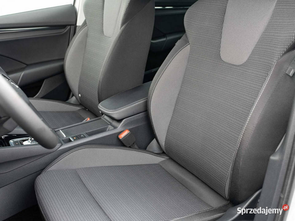 koda Octavia CT650AR15 TSI eTec Ambition DSG podgrzewane fotele Pępowo
