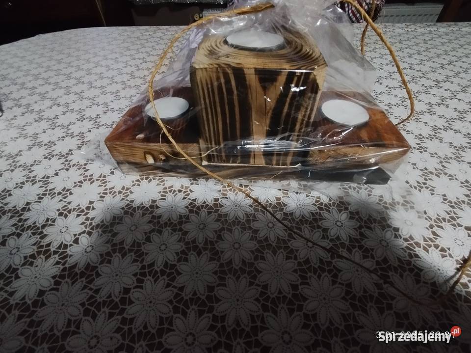 Świecznik drewniany idealnie na prezent