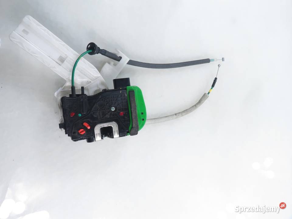 ZAMEK PRAWY TYLNY HYUNDAI i40 814203Z000