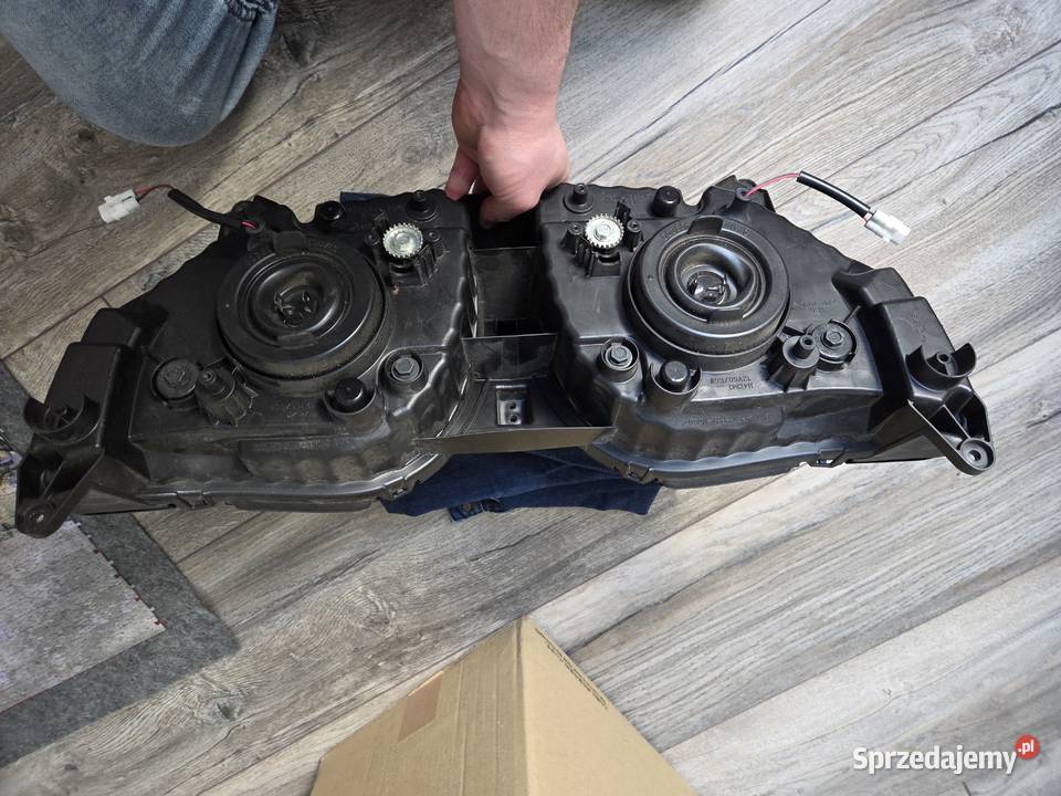 Lampa Yamaha Fjr 1300 Reflektory i halogeny Łęki Strzyżowskie sprzedam