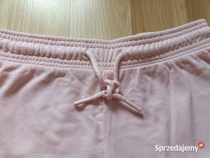 Krótkie różowe spodenki rozmiar S Spodnie