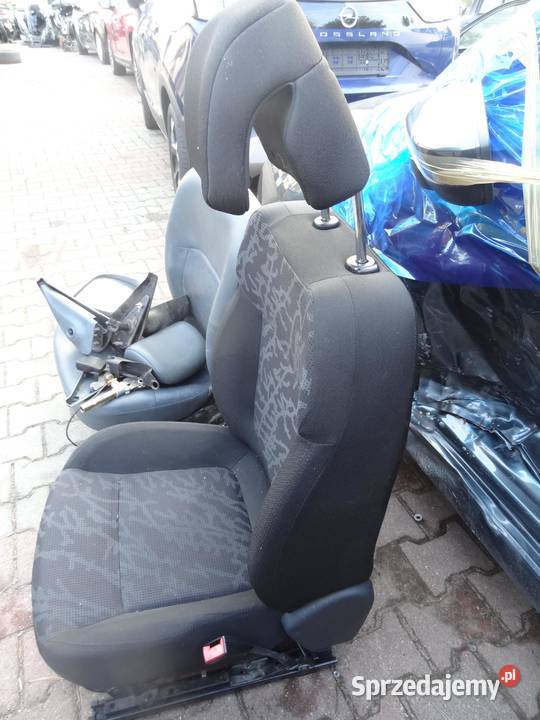 FOTEL PRAWY PRZÓD PEUGEOT 3008 I