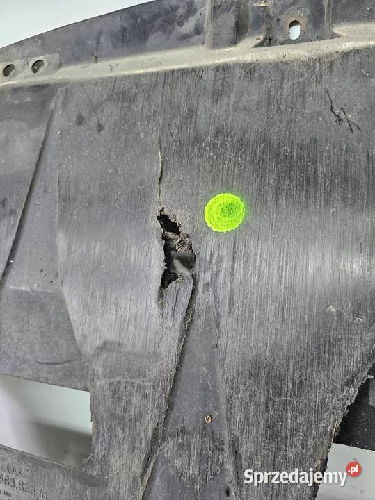 OSŁONA POD SILNIK PŁYTA AUDI A4 B7 8E0863823M Przystajń