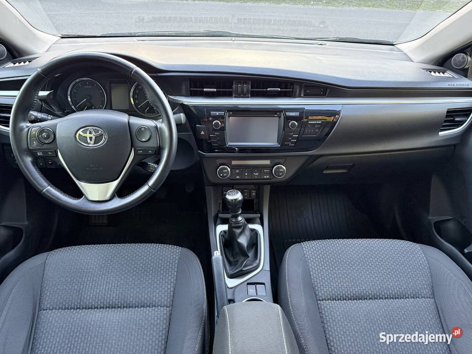 Toyota Corolla 16 benzyna Salon Polska wielofunkcyjna kierownica Radzymin
