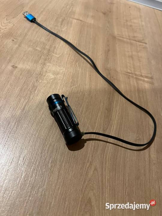 Skuteczna Lampka Olight baton 3