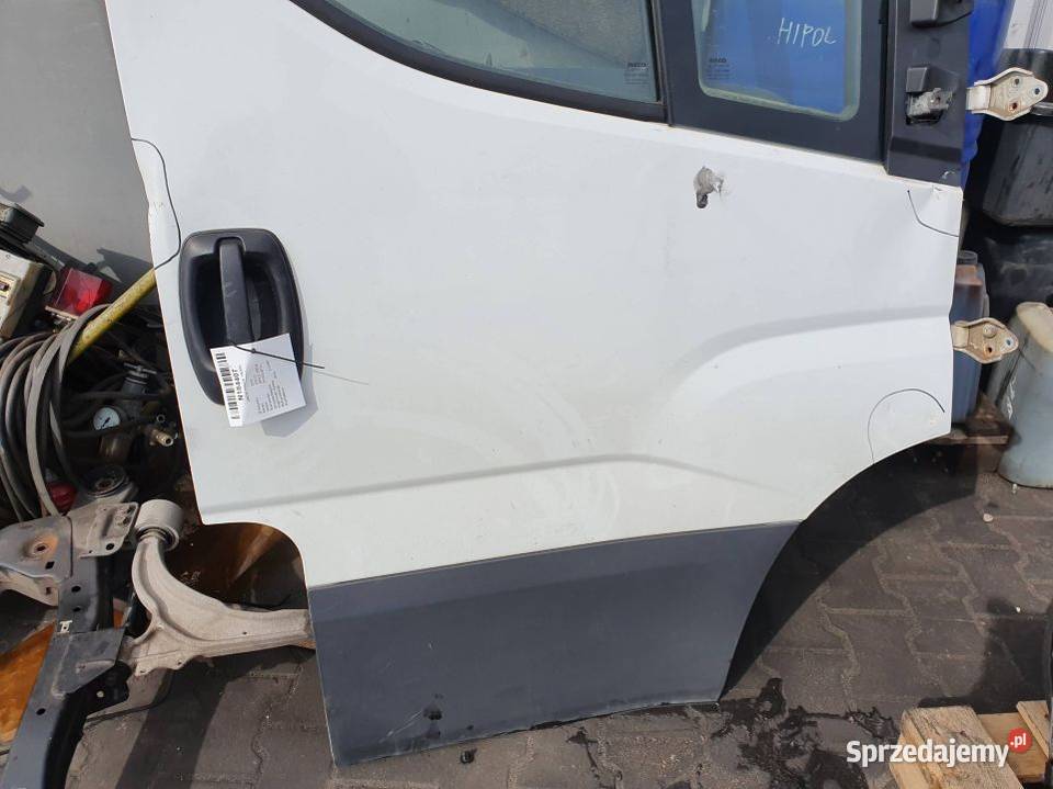 DRZWI PRAWE PRZÓD IVECO DAILY 35S14 2018 Lipno