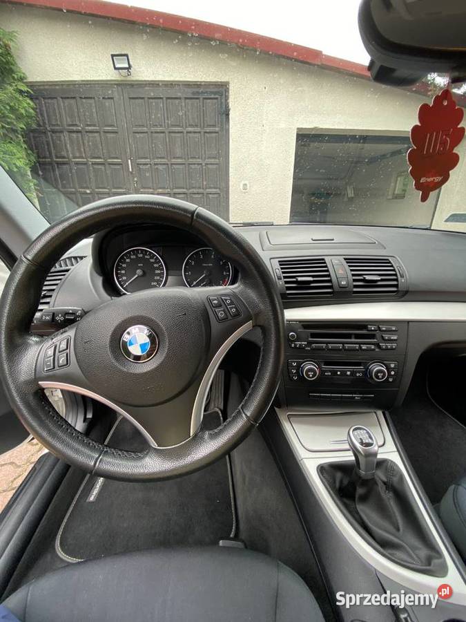 BMW SERIA 1 2010r uszkodzony Barcin