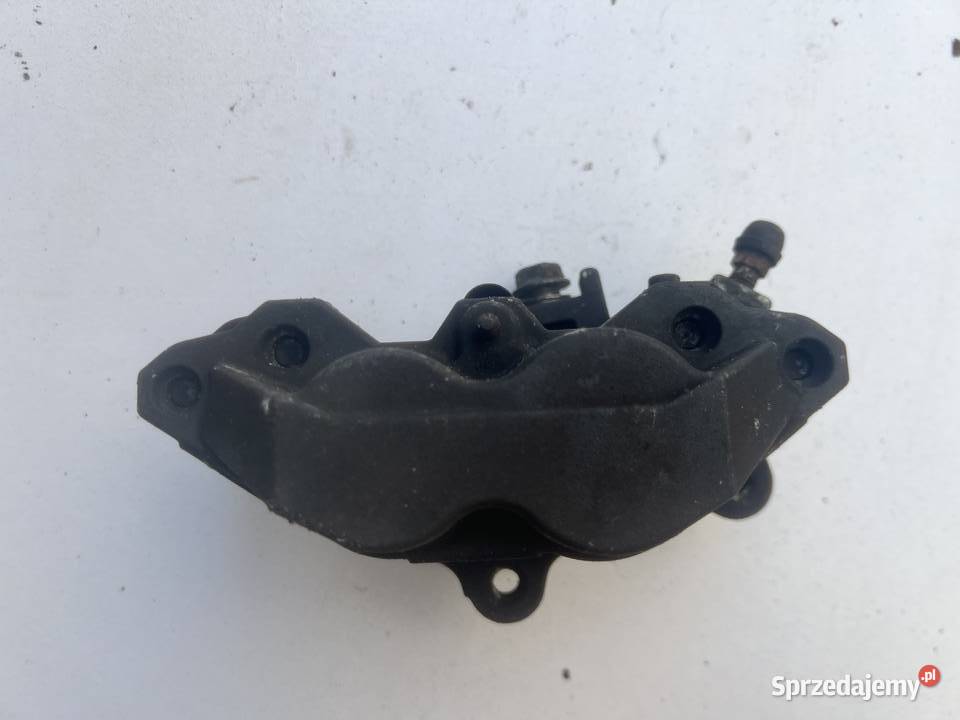 Zacisk hamulcowy przód Suzuki GSR 600