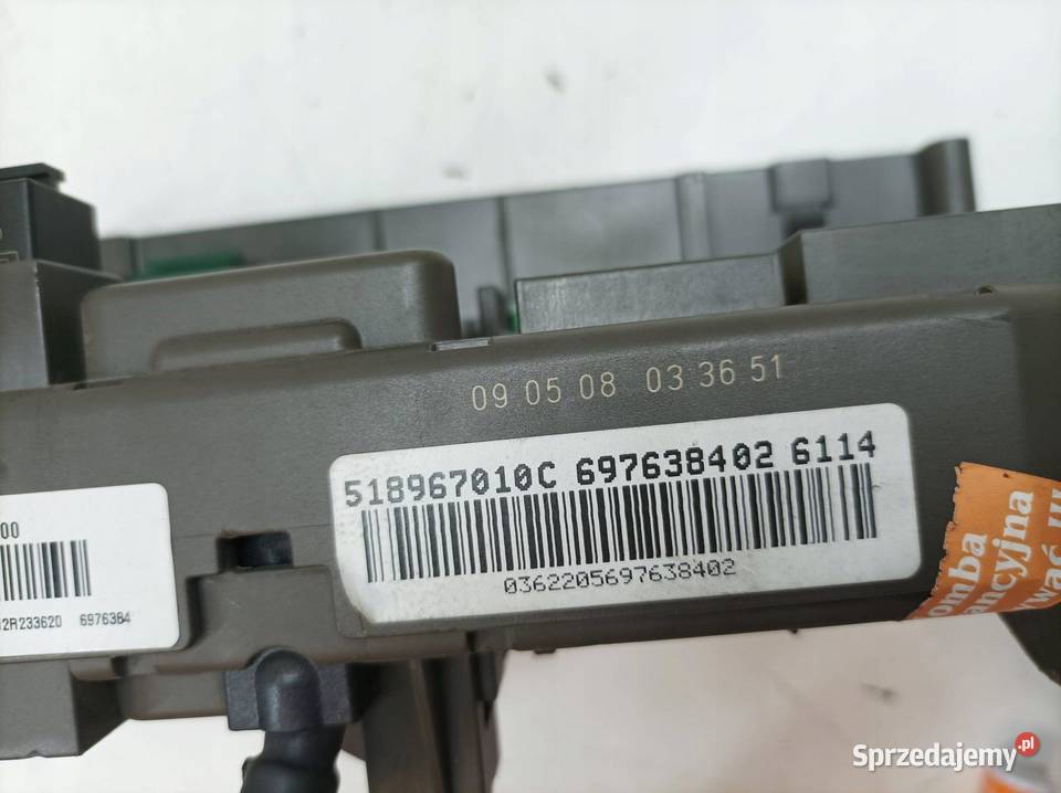 SKRZYNKA BEZPIECZNIKÓW 6976384 30 D Bmw X5 II