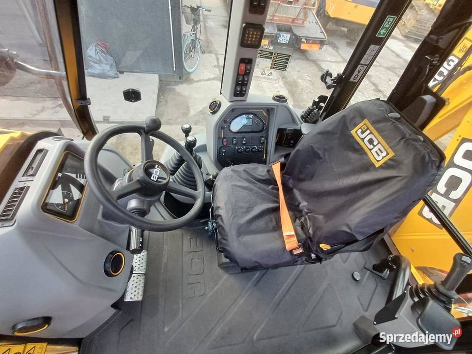 Wynajem koparko ładowarki Wrocław