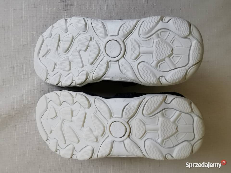 Sandały Hummel r 3623 Nowe Zamość