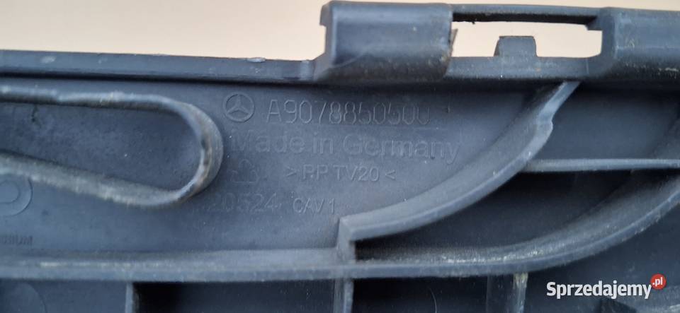 SPRINTER W907 W910 NAKŁADKA ZDERZAKA PRZÓD Listwy i nakładki