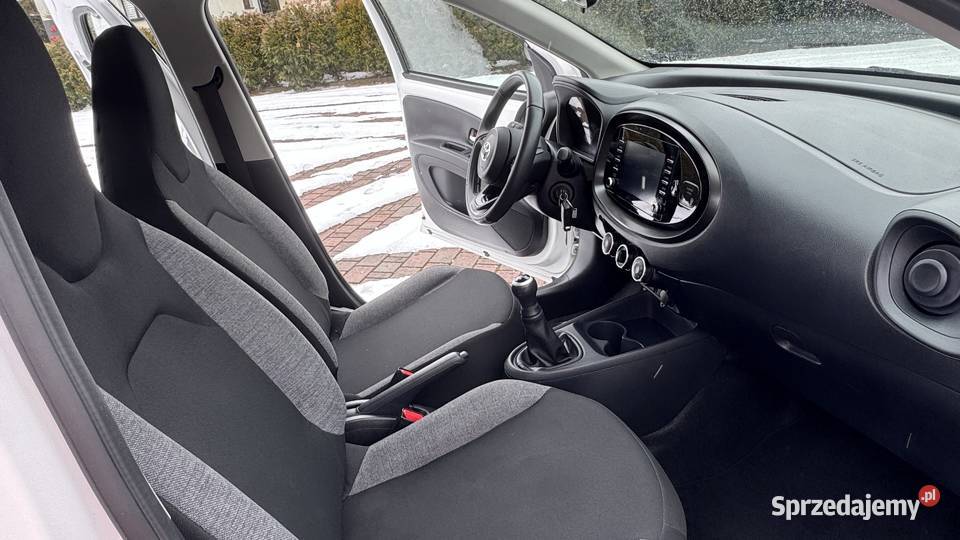 Toyota AYGO X 2023r 10 72 LED Navi Asystent kamera cofania śląskie Tarnowskie Góry