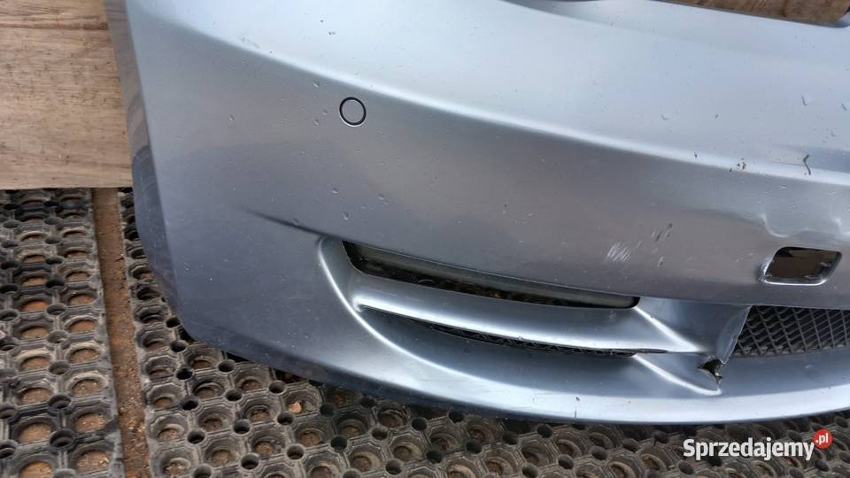 BMW 1 E82 LIFT ZDERZAK PRZÓD 896 HALOGEN PDC Zbierkowo