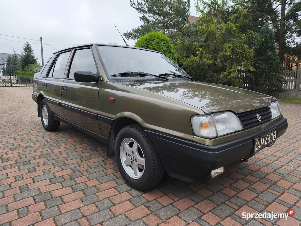 Polonez Atu super stan niski przebieg Mysłów